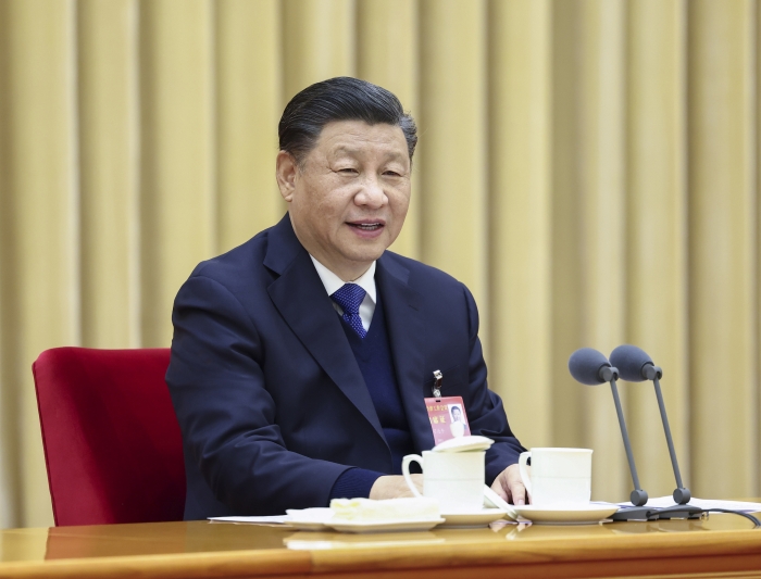 2021年12月8日至10日，中央经济工作会议在北京举行。习近平出席会议并发表重要讲话。新华社记者 鞠鹏 摄