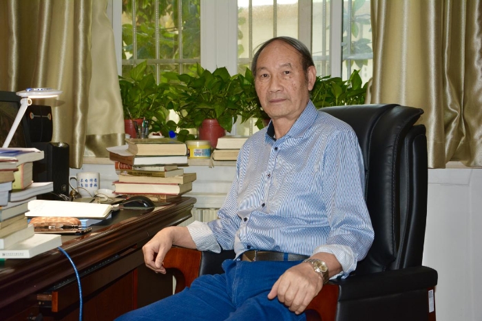 周伟洲
