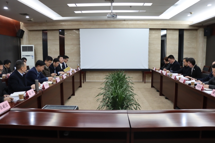 西北政法大学校长范九利来省社科联